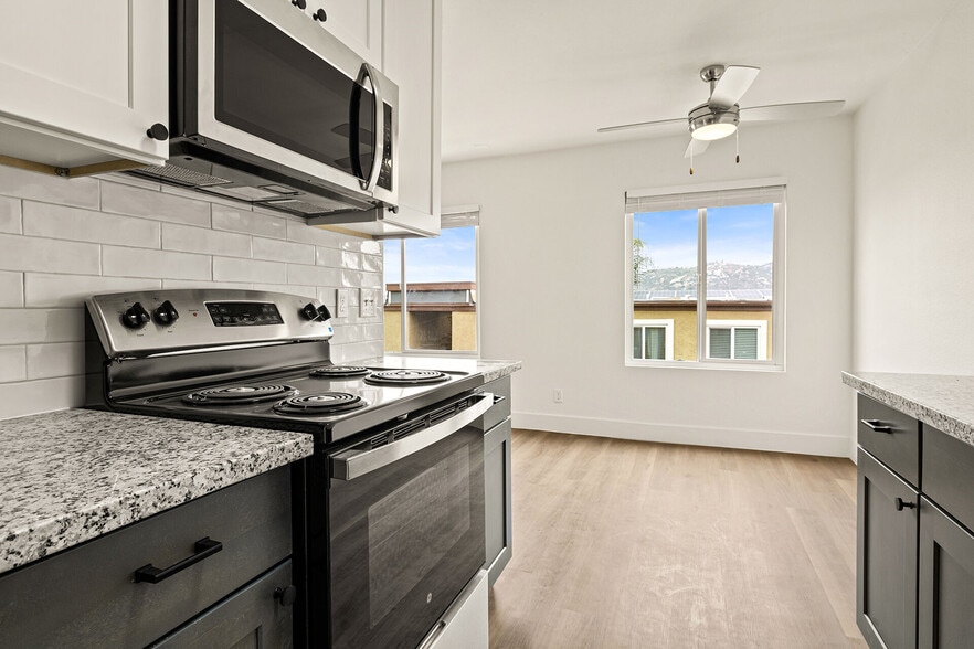 Building Photo - Terraza Hills