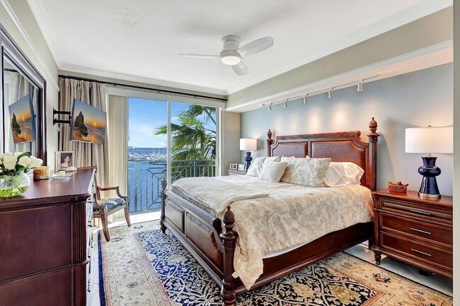 Building Photo - 775 NW Flagler Ave