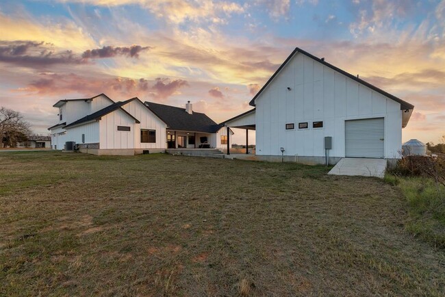 Building Photo - 479 Brown Rd