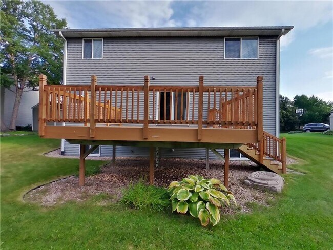 Building Photo - 5160 149th Ln NW