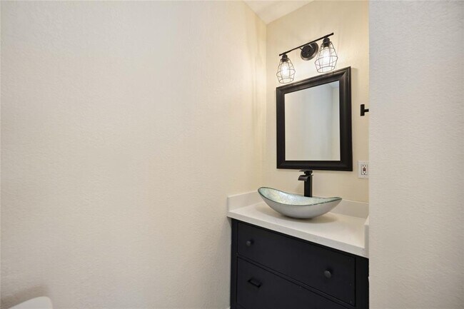 Building Photo - 3403 Linkwood Dr