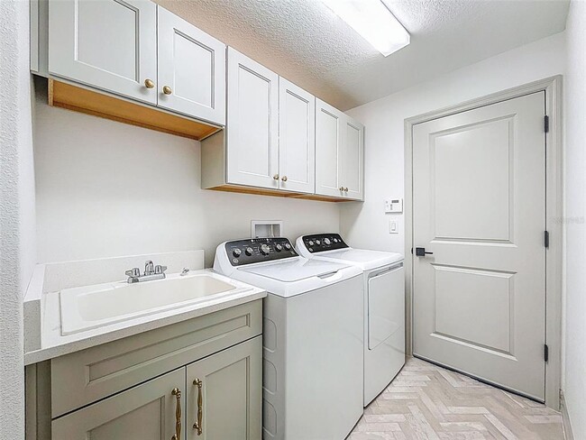 Building Photo - 4811 Cypress Clb Pl