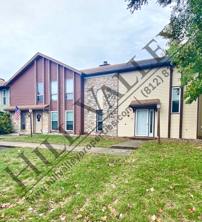 Building Photo - Two bedroom Townhouse in Willow Crossings