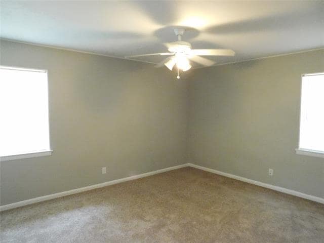 Building Photo - 1529 Longview St