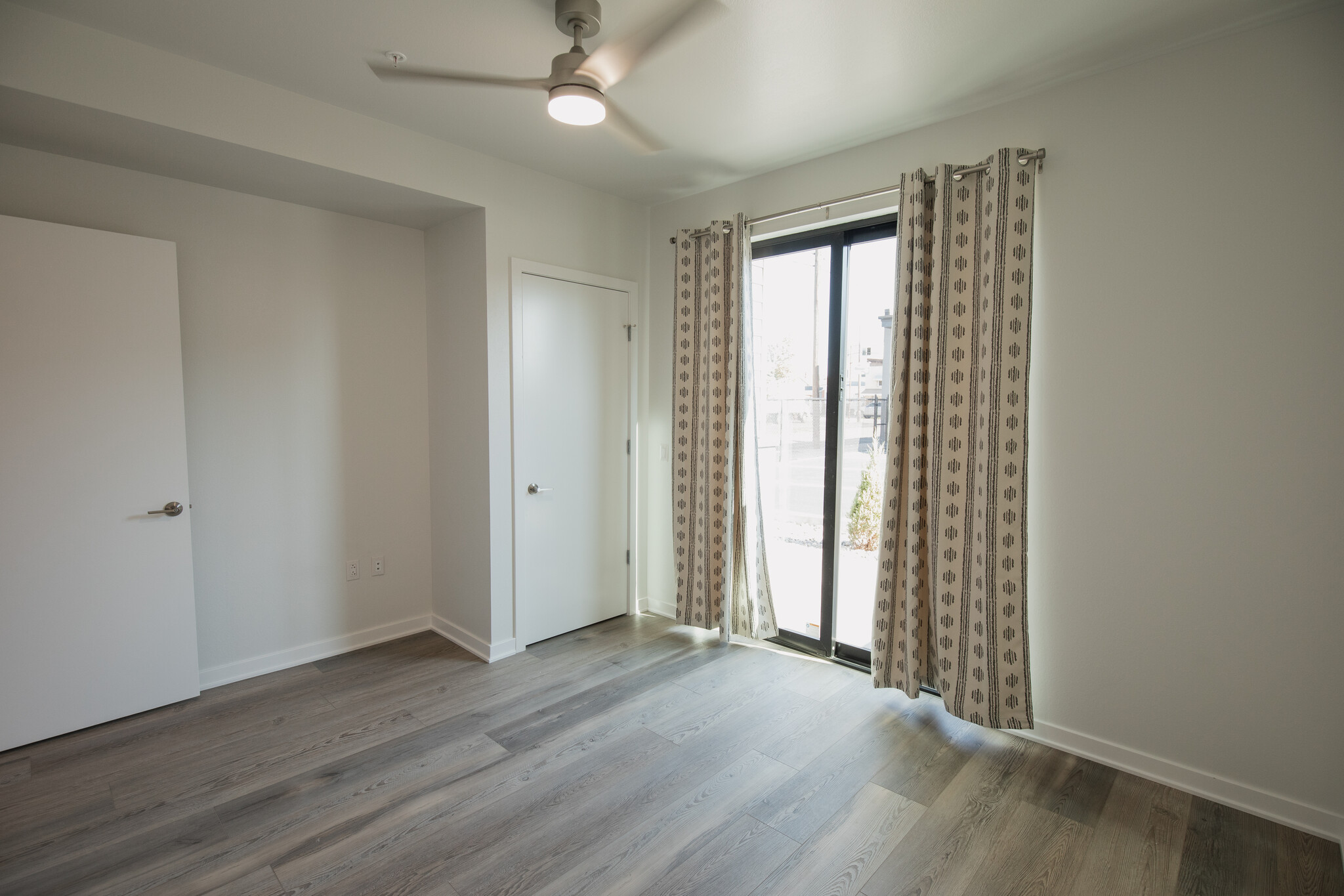 Building Photo - Park Place Station