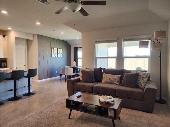Building Photo - 14508 Heartland Dr