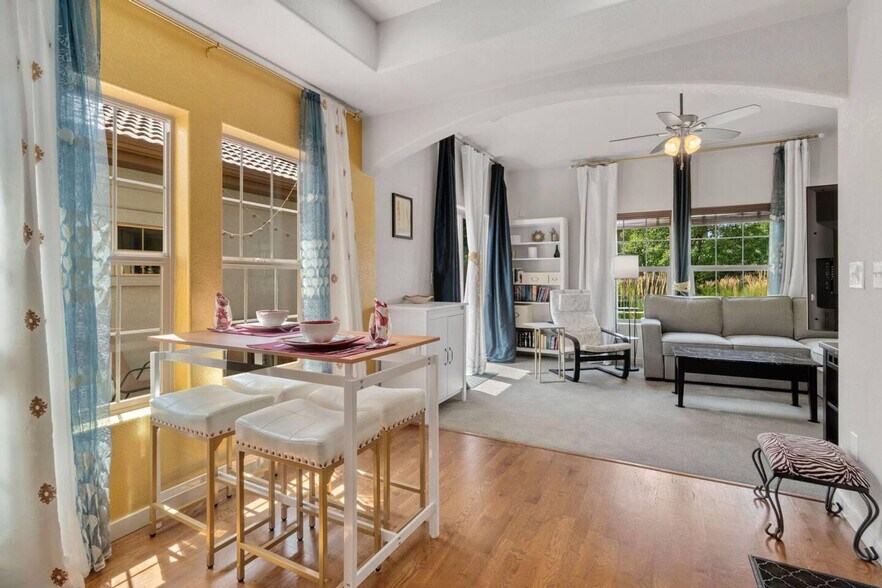 Building Photo - 2919 Emporia Ct