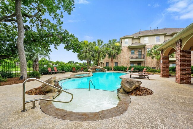 Building Photo - 7818 Stoneyway Dr