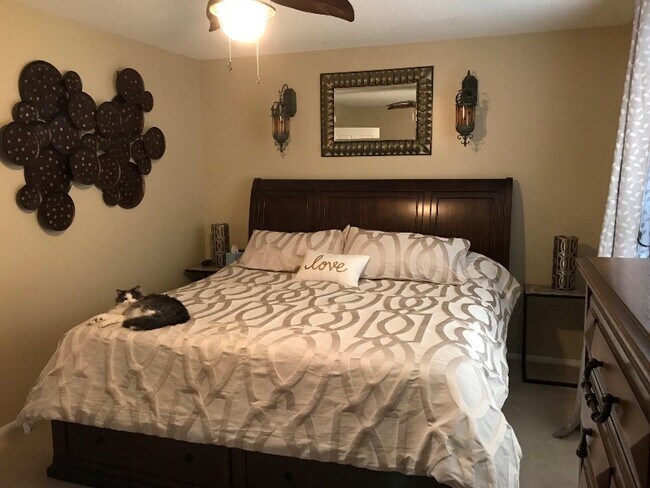 Building Photo - 7563 Bingham Ct