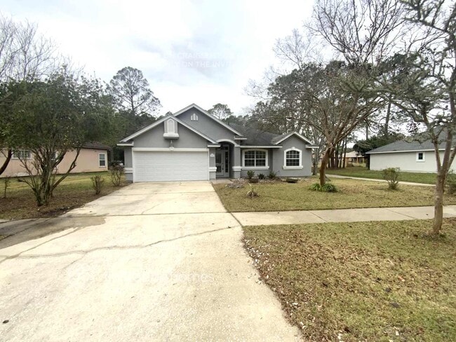 Building Photo - 5666 Plum Hollow Dr W