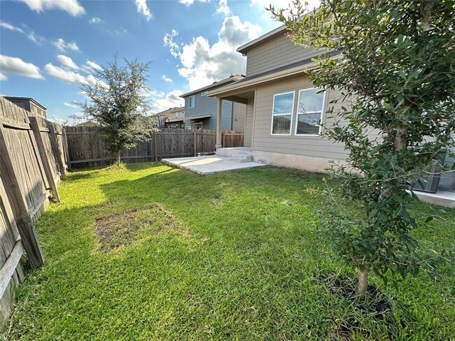 Building Photo - 10309 Forest Grove Dr