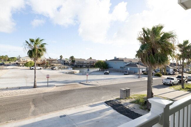 Building Photo - 14010 Fortuna Bay Dr