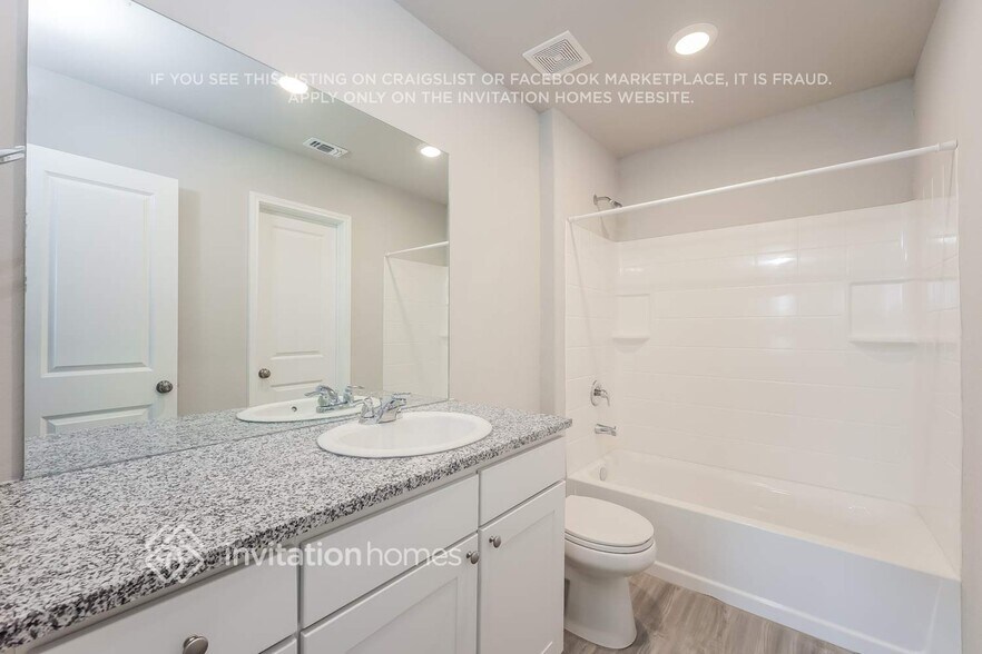 Building Photo - 7322 Adaja Riv