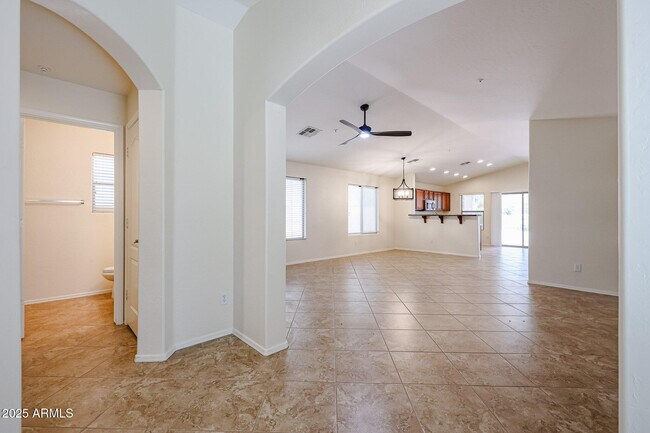 Building Photo - 12848 W Desert Mirage Dr