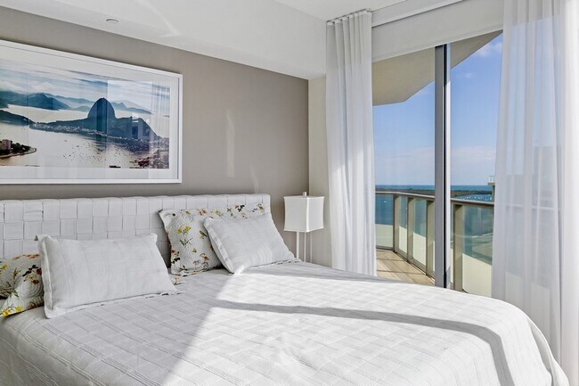 Building Photo - unit 2803