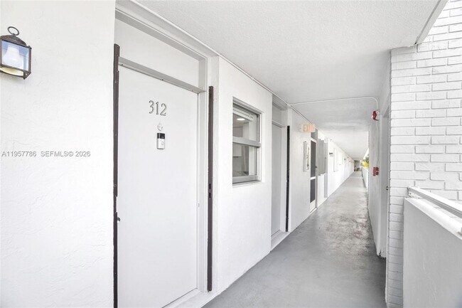 Building Photo - 3600 NE 170th St