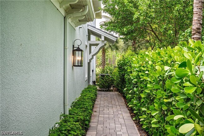 Building Photo - 2626 Seychelles Cir
