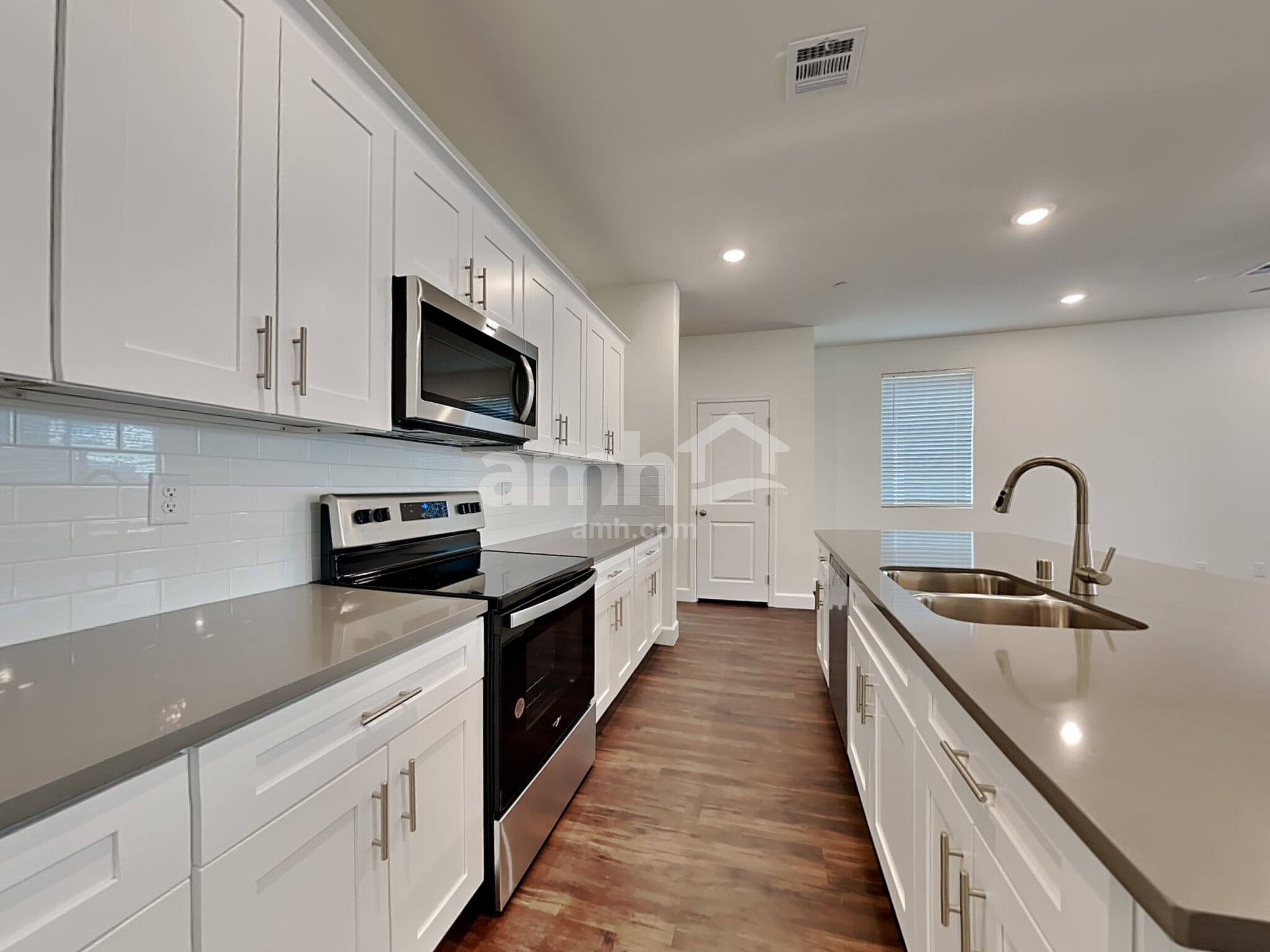 Building Photo - 290 Austin Bellerose Pl