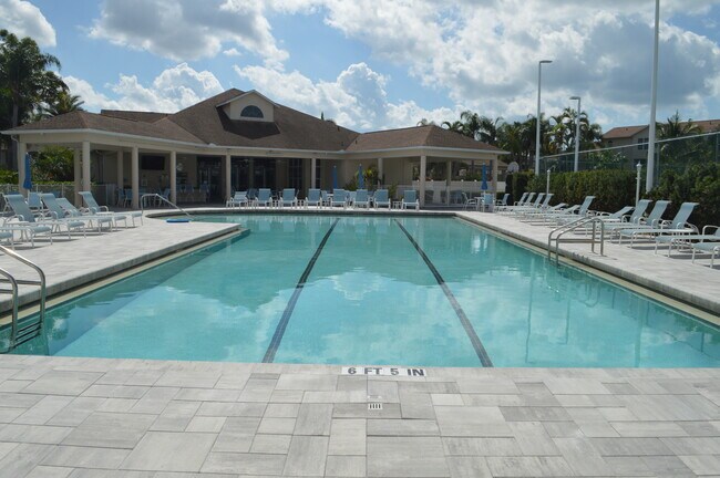 Building Photo - 8370 Wingate Dr