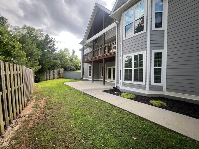 Building Photo - 4239 Windslow Dr