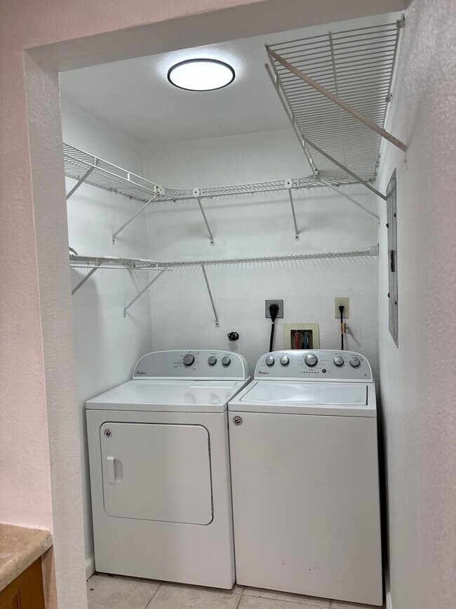 Building Photo - 2862 NW 55th Ave