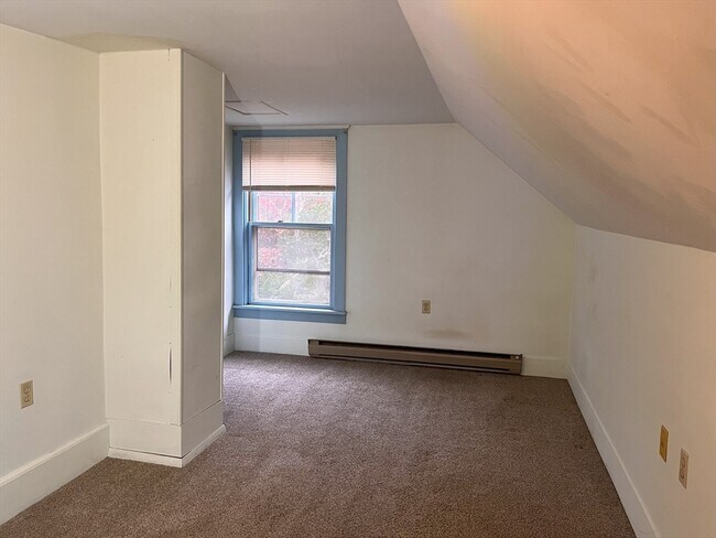 Building Photo - 20 Community Way