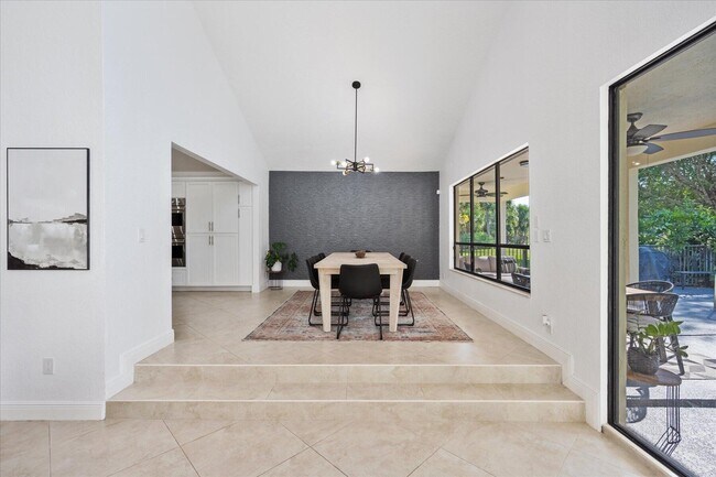 Building Photo - 12638 Quercus Ln