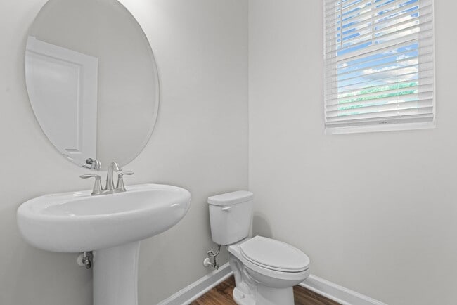 Building Photo - *Showings unavailable until August 1st!!*
