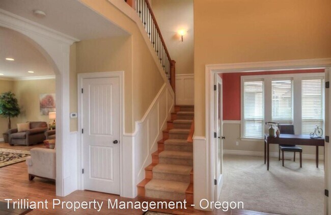 Building Photo - 4 br, 2.5 bath House - 1533 Brokenwheel Co...