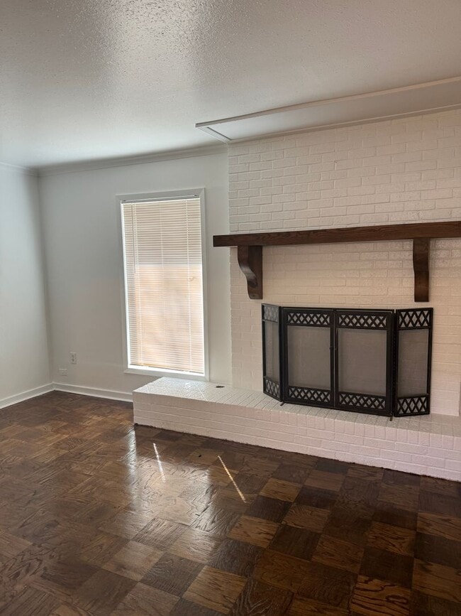 Building Photo - 5359 Jamaica Dr