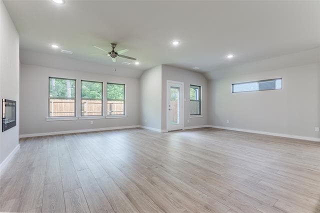 Building Photo - 1113 Birchwood Ln