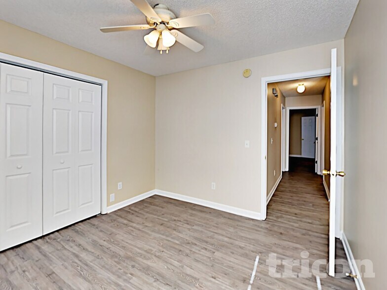 Building Photo - 1310 May Oak Cir