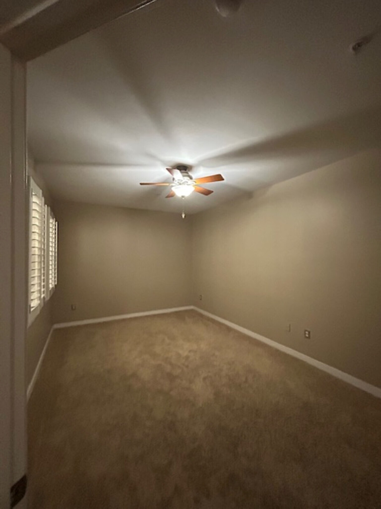 Spacios Bedrom - 401 20th St S