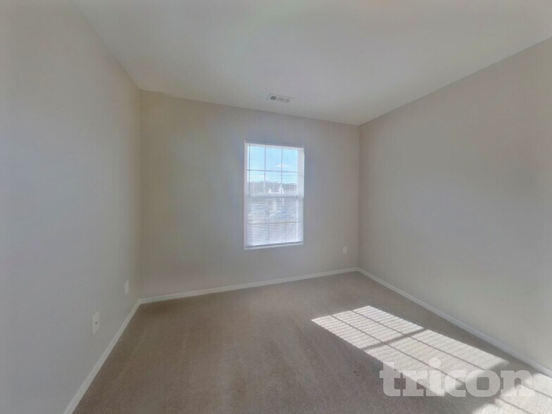 Building Photo - 7312 Finn Hall Ave