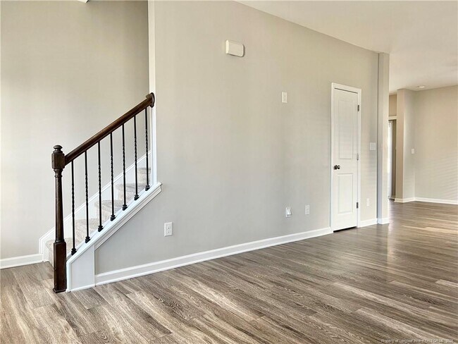 Building Photo - 620 Rose Mallow Dr