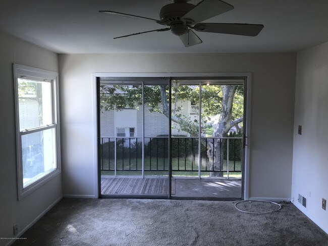 Building Photo - 2137 8th Ave