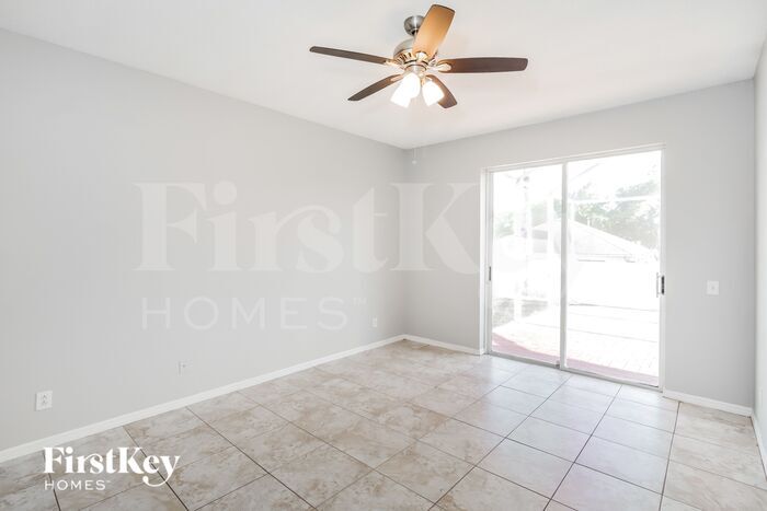 Building Photo - 10421 Goldenbrook Way
