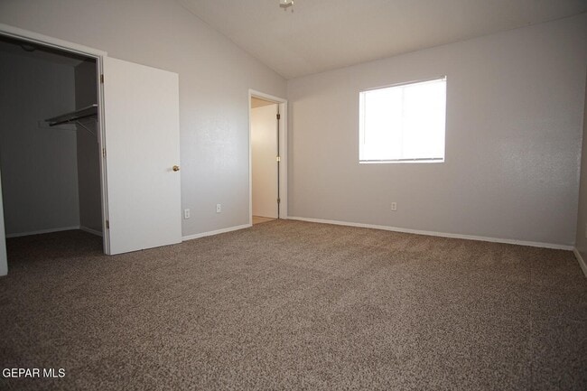 Building Photo - 11021 Sunshine Ct