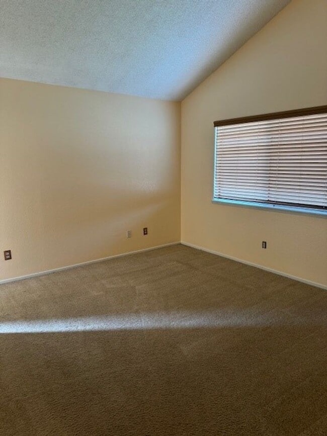 Building Photo - 3512 Snowflake Ct