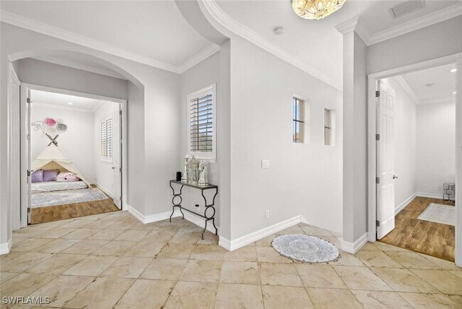 Building Photo - 7080 Bergamo Way