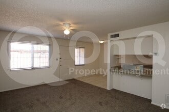 Building Photo - 4227 N 68th Dr