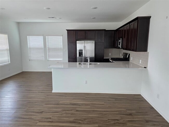 Building Photo - 1329 Weatherford Ln