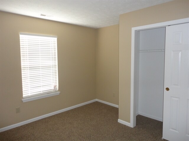 Building Photo - 7641 Blackthorn Ct