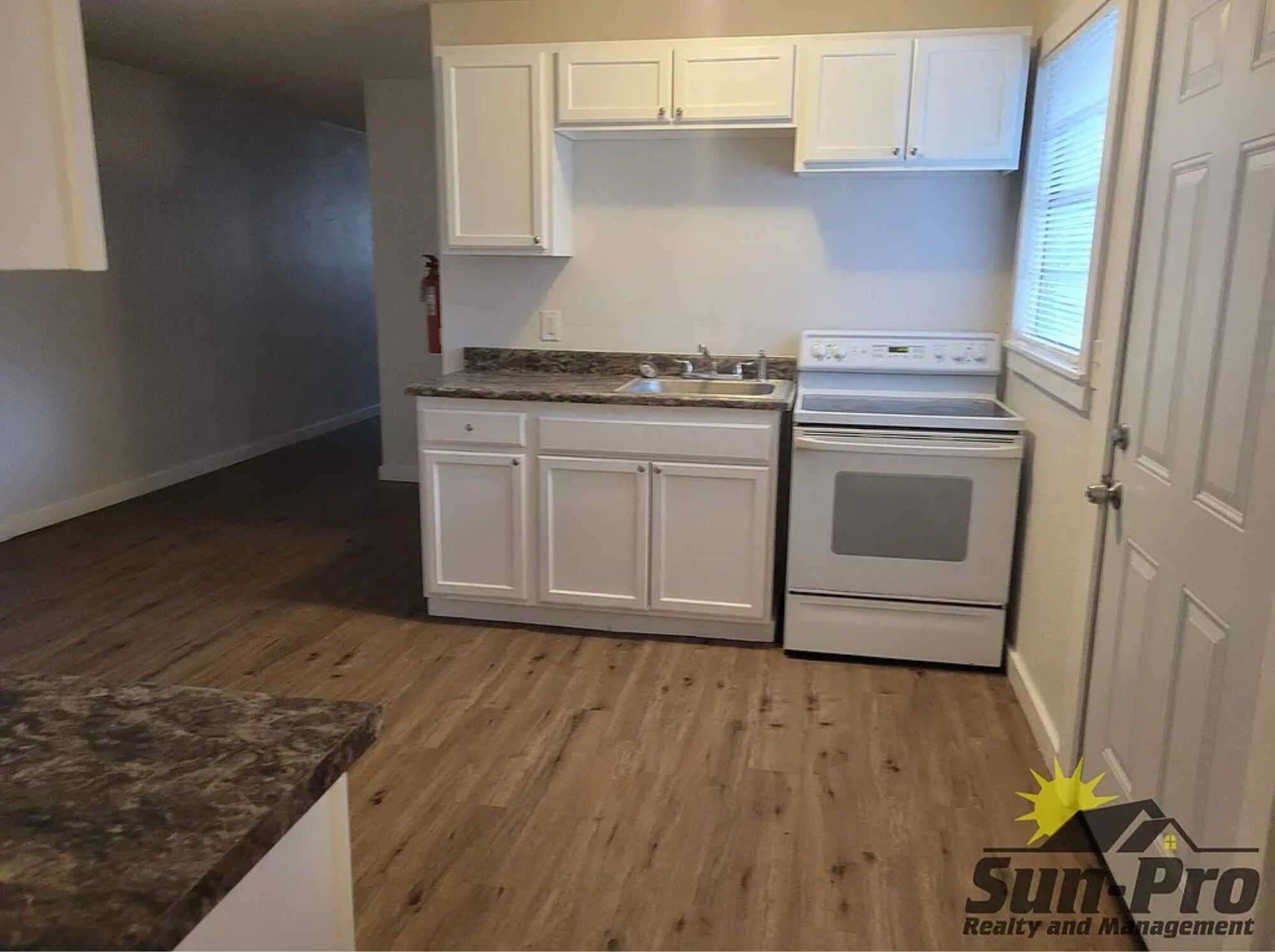 Building Photo - 708 Georgia St