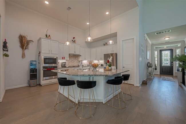 Building Photo - 9207 Secretariat Ln