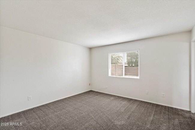 Building Photo - 3227 E Helena Dr