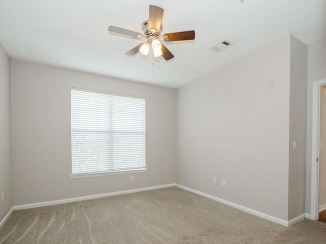 Building Photo - Concord West Of The Ashley 3 bed 2bath