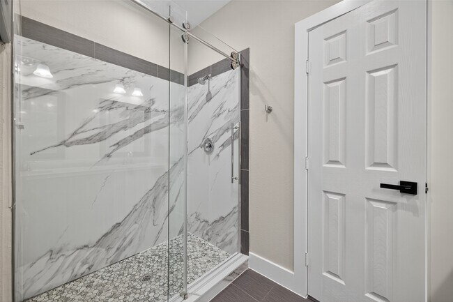 Building Photo - 2109 Marnel Rd