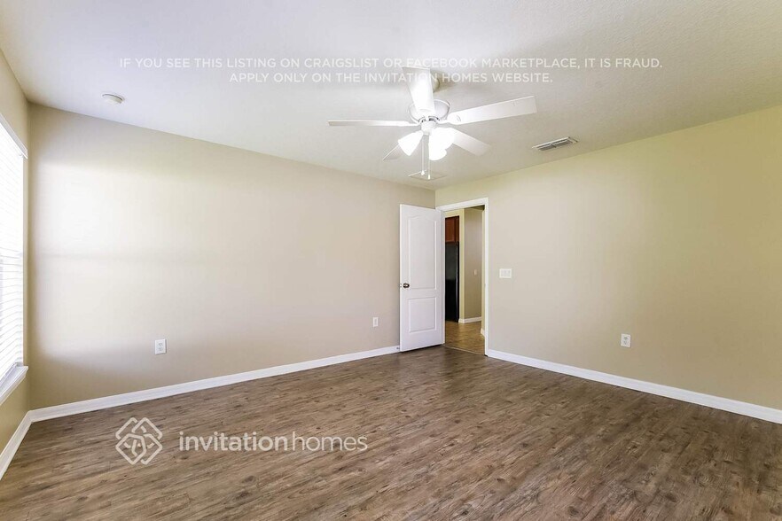 Building Photo - 3144 Dasha Palm Dr