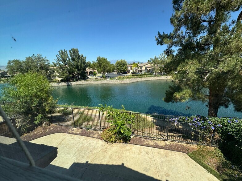 Building Photo - 1678 Gazebo Ln
